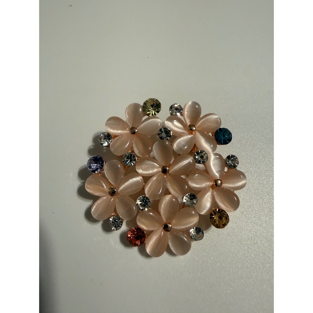 Vintage Style‎ Peach Cats Eye Flower Brooch Rose Gold Tone Multi Crystal Pin